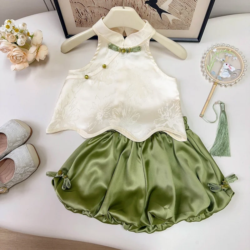 

Girls' summer outfit new style2026Chinese-style embroidered vest top and floral bud shorts vintage casual two-piece set