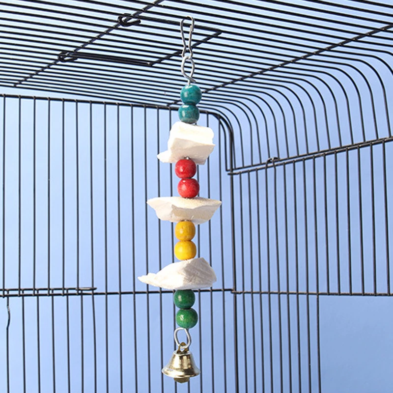 Random Color Hang Toy for Parrot Birds Training Cuttlefish Bones Calcium Supplements Bird Cage Perch Hamster Molars Chewing Toys