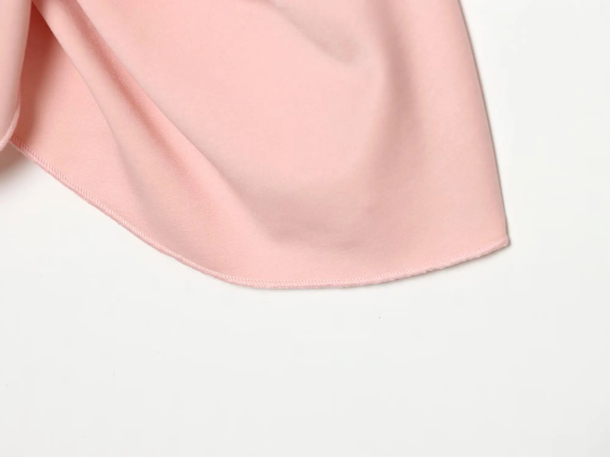 TFMLN Schicker Damen-Strickrockanzug in Rosa 2026 Neuer Eleganter Herbst-Trendanzug mit V-Ausschnitt, Lässigem Geknotetem Oberteil und Geradem Midirock – Detail 9