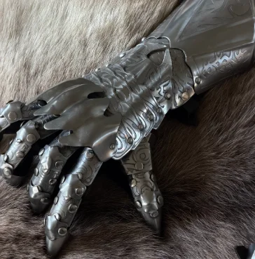 Medieval Oath Knight Metal Vintage Hand Armor Gloves Damage Accessories Cosplay Props