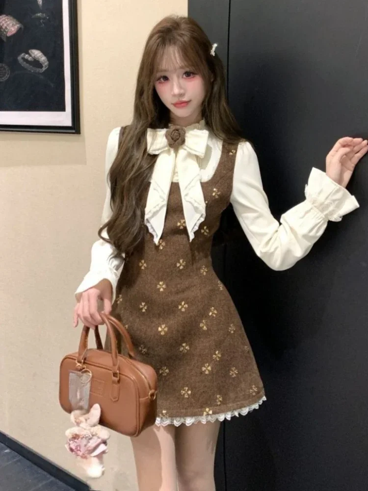 

Elegant Retro Two-Piece Dress for Women 2026 Vintage Style Slim Fit Long Sleeve Party Dress (Characters: 78)