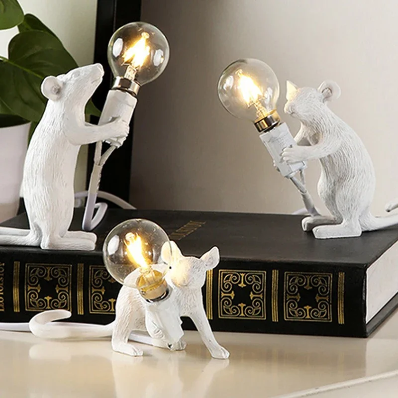 Nordic Mouse Lamp LED Table Lights Resin LED Night Lights Animal Table Lamp Home Decor Bedroom Bedside Desk Lighting Fixtures