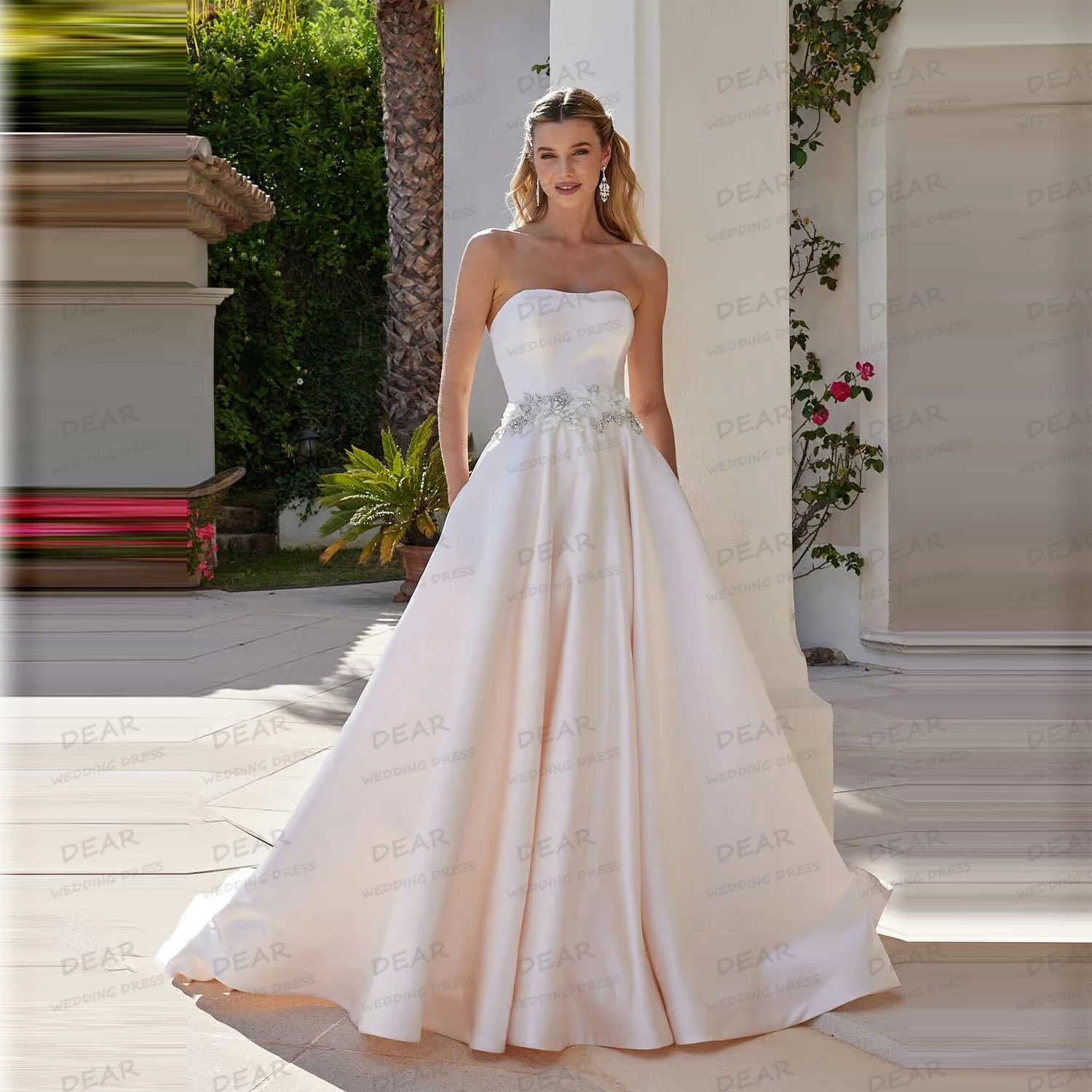 

Simple Sexy Strapless Wedding Dresses Women's A Line Appliques Elegant Backless Bride Gowns Formal Vestidos De Novia Customized