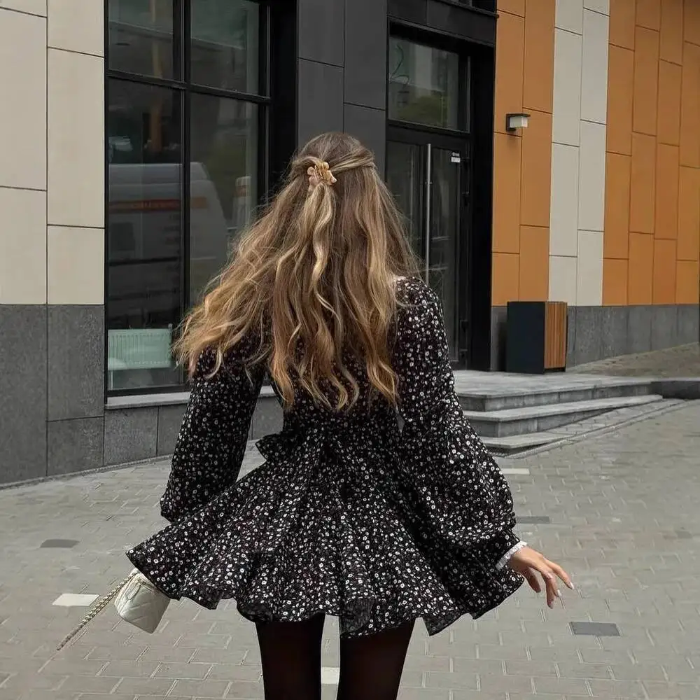 

Women's Dress V Neck Slim Fit Printed Bodycon Dress Long Sleeves Stylish Lace Patchwork Short Dress