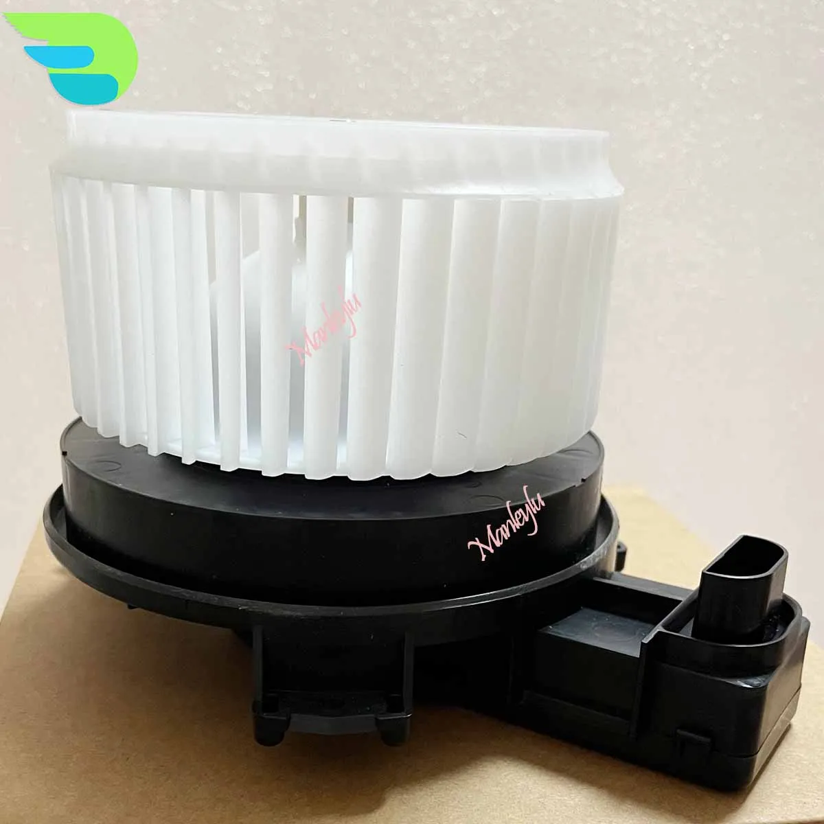 

Мотор вентилятора кондиционера переменного тока с левым рулем для Toyota Hilux Fortuner Innova 87103-0K390 871030 К460 87103-0К391 871030 К500 871030 К440 871030 К441