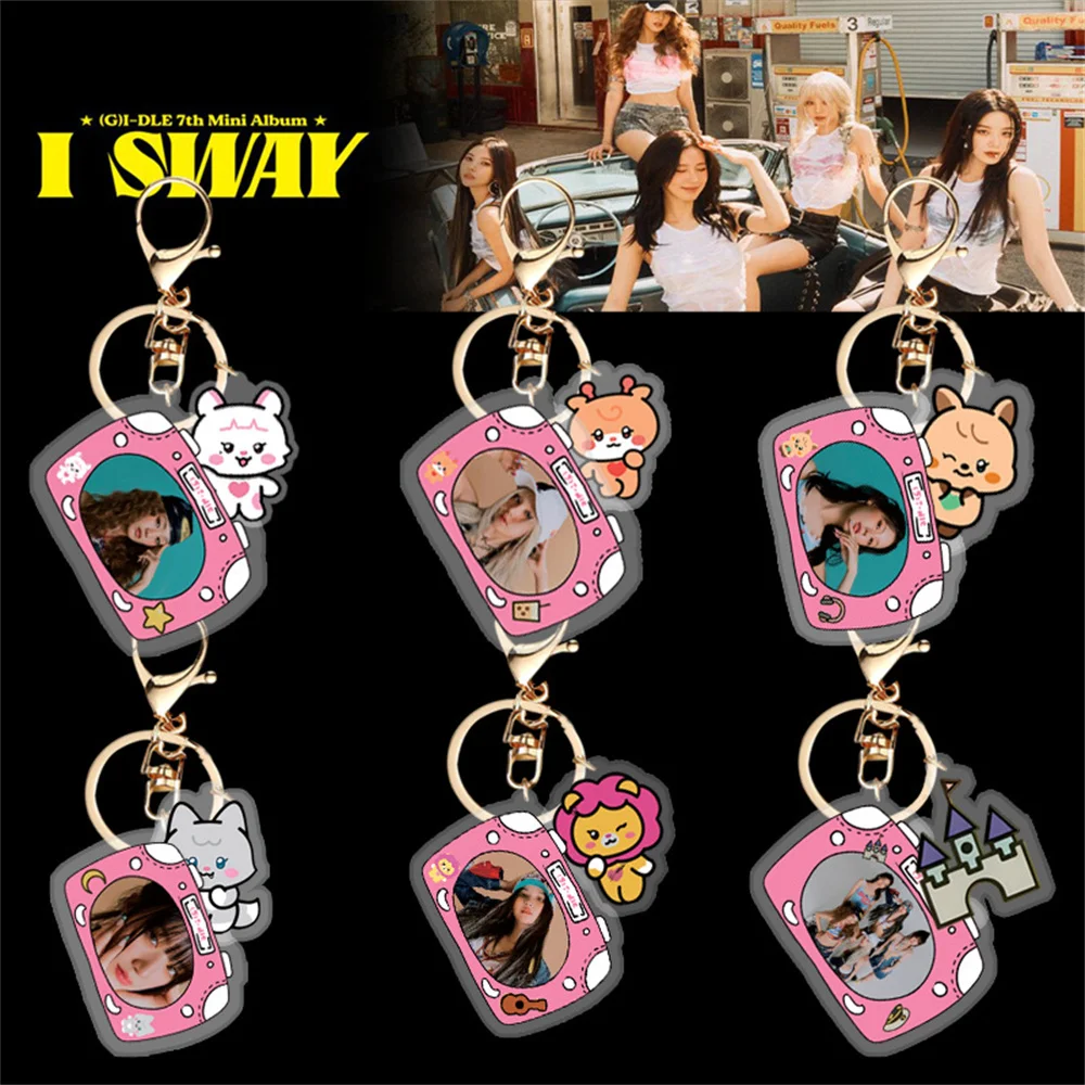 kpop (G)-IDLE 2Pcs/Set Cartoon Cute Acrylic Keychain Double Side Printing Key Ring Backpack Pendant YUQI MINNIE MIYEON Fans Gift