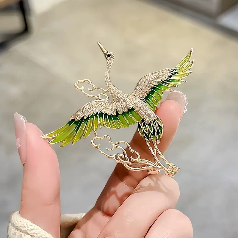 Broche de grulla de nube auspiciosa Retro, accesorio de flor de pecho de aleación de alta gama para hombres y mujeres, sentido del diseño, pin de traje