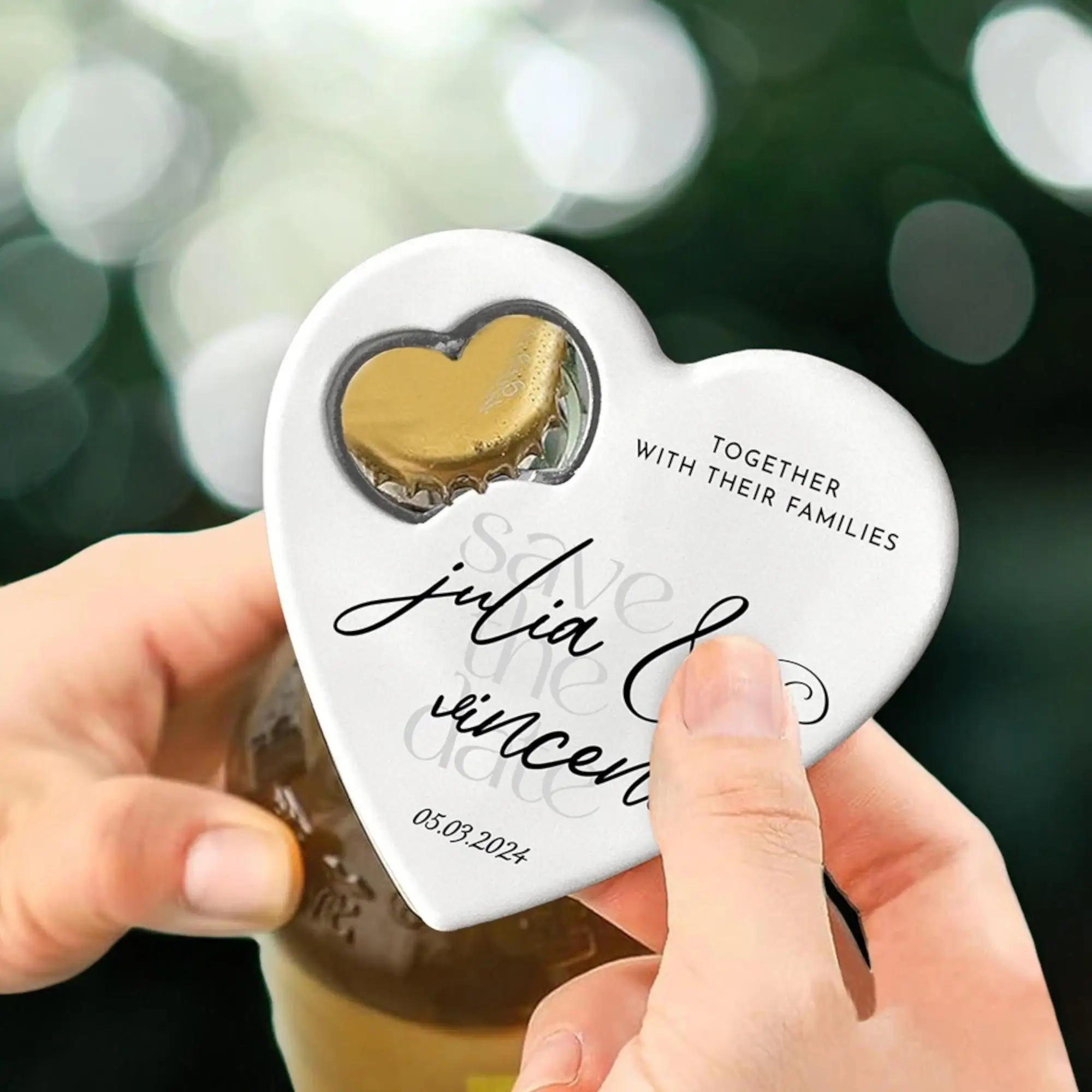 Personalized 5-30pcs Heart-Shaped Engraved Bottle Opener Magnet Bottle Opener Bridal Shower Favors Wedding Party Gifts for Guest