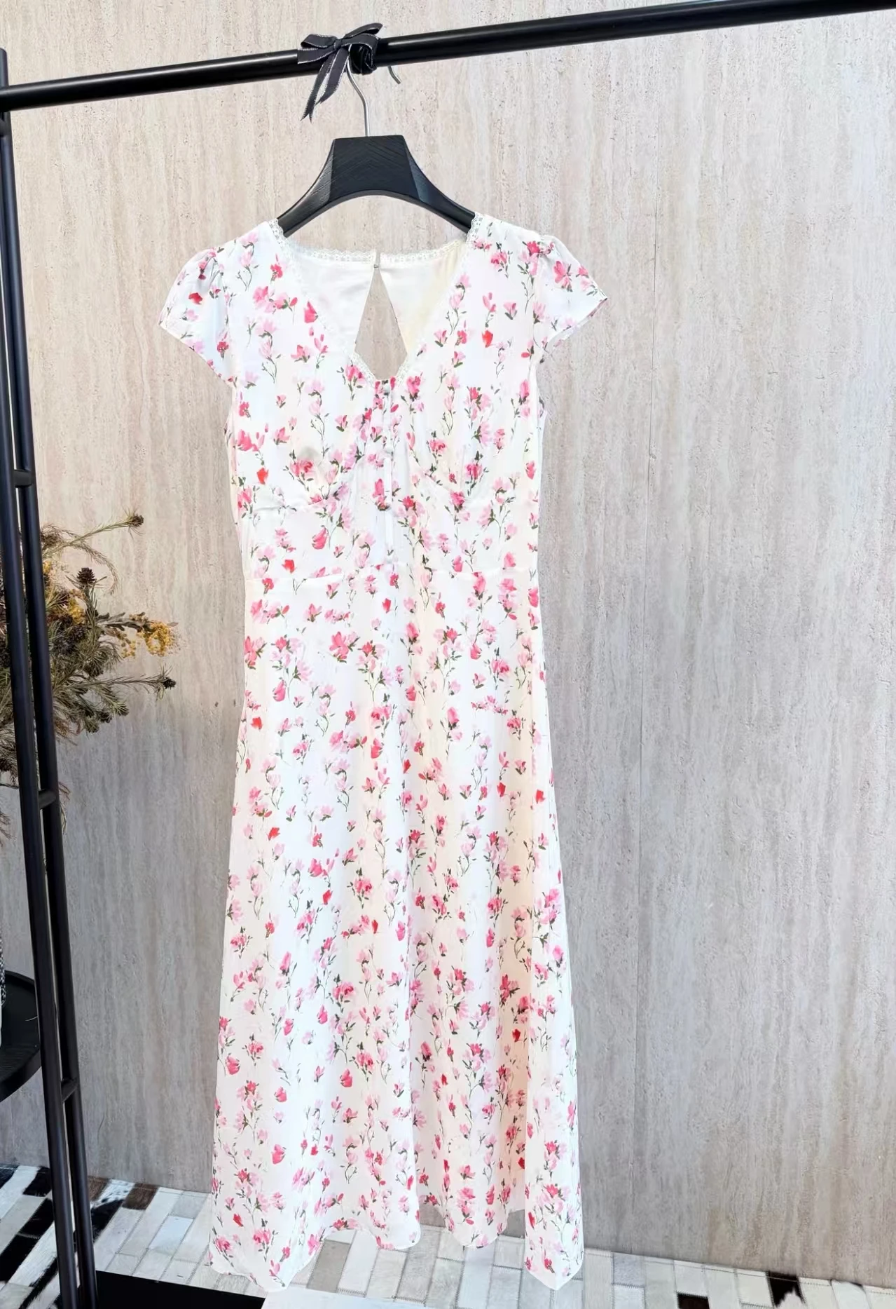 New French Fashion Rose Garden 100% Mulberry Silk Dress Watercolor Fragmented Small Flying Sleeve Holiday Long Dress
