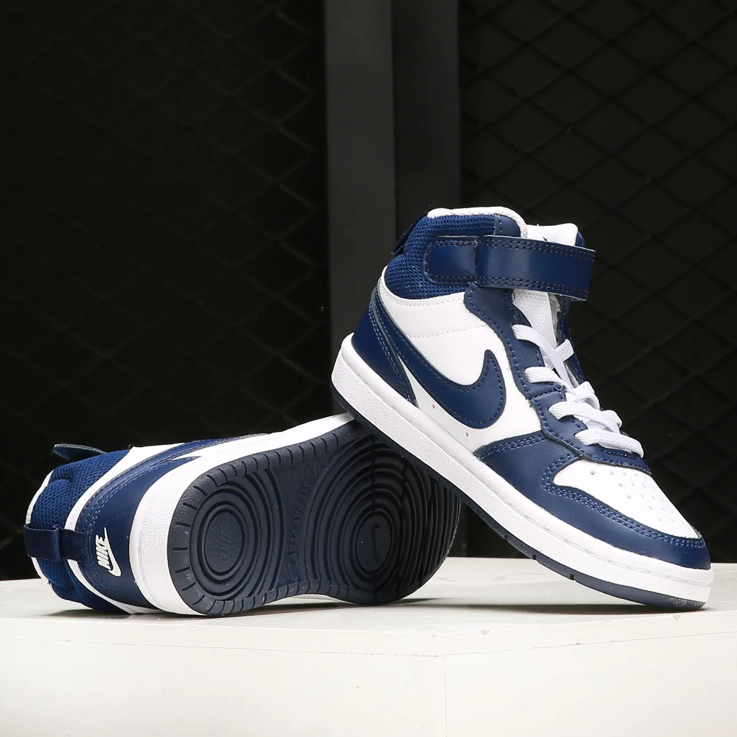 

Оригинальная детская удобная повседневная спортивная обувь Nike COURT BOROUGH MID 2, CD7783-107