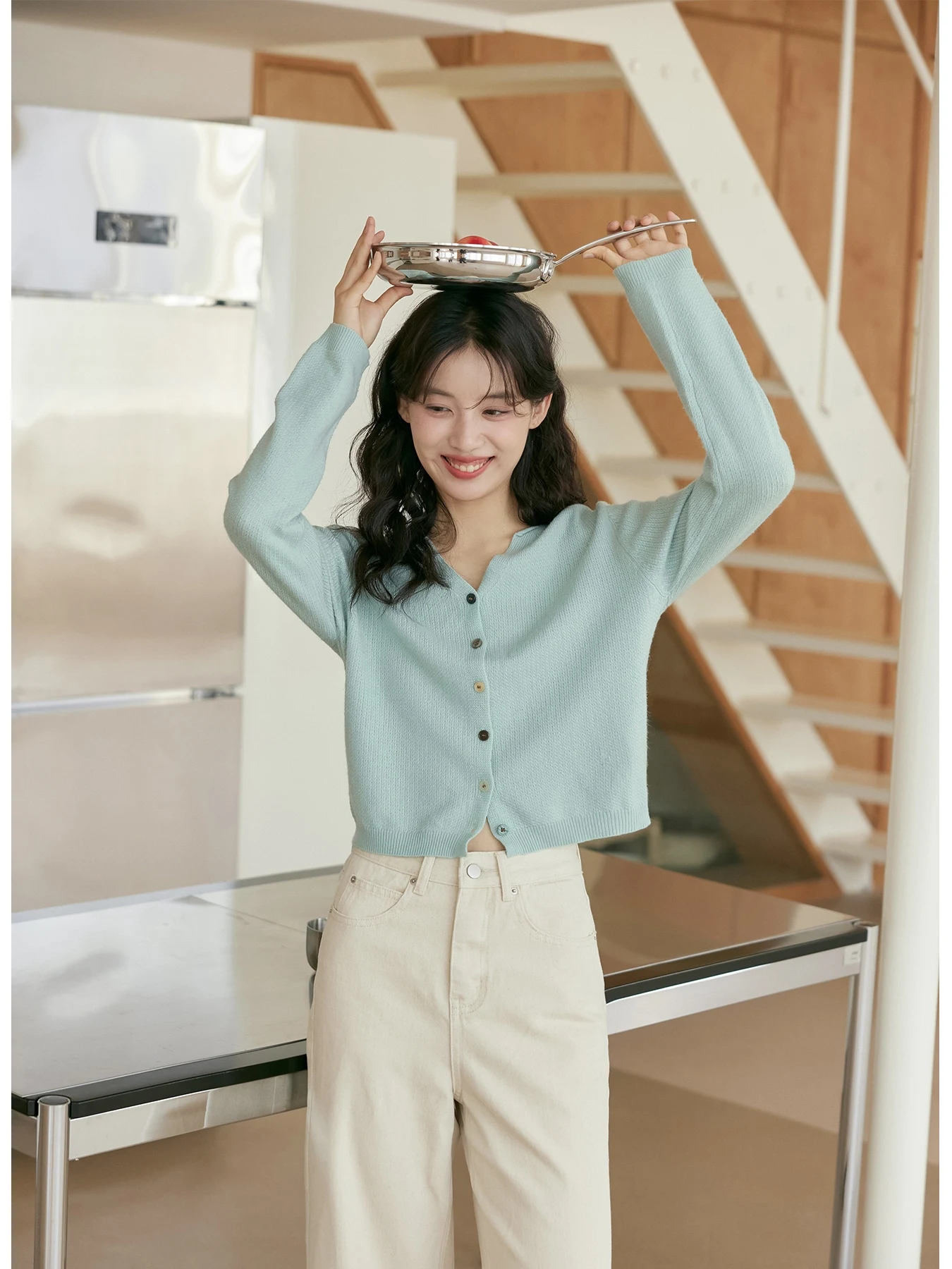 

Мягкий, приятный для кожи вязаный свитер на пуговицах, женский осенний красивый тонкий открытый кардиган, верхняя одежда, небольшой размер, длинный...