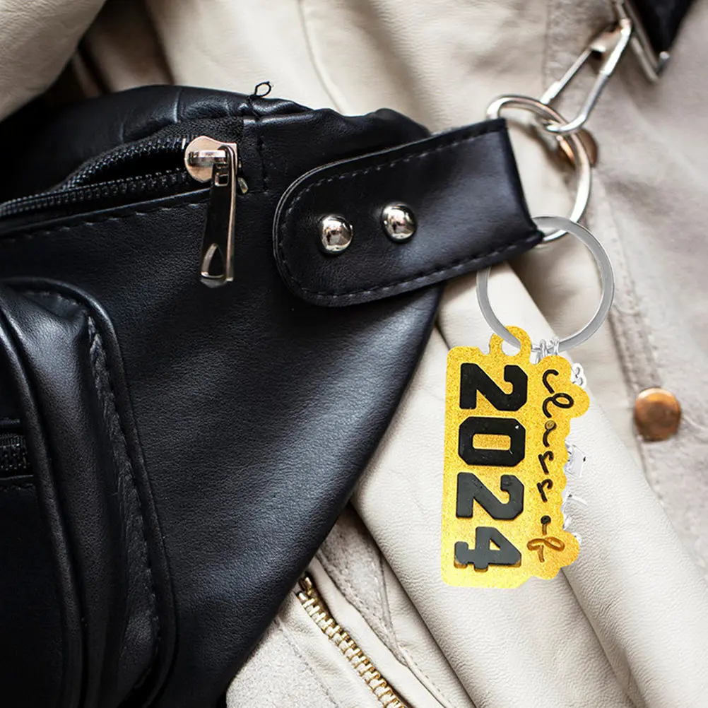 

4Pcs Graduation Silicone Keychain Mold Class of 2024 DIY Pendant Craft Mold Epoxy Resin Keychain Supplies DIY Pendant Molds