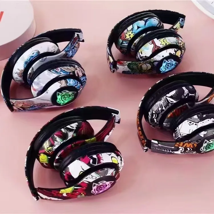 New p35 Bluetooth headset headworn wireless China-Chic graffiti super long standby life luminous FM card