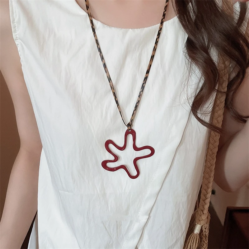 

Handmade Leather Cord Alloy Necklace for Women Stylish Long Sweater Chain Motifs Alloy Braided Rope Necklace Jewelry Accessorie