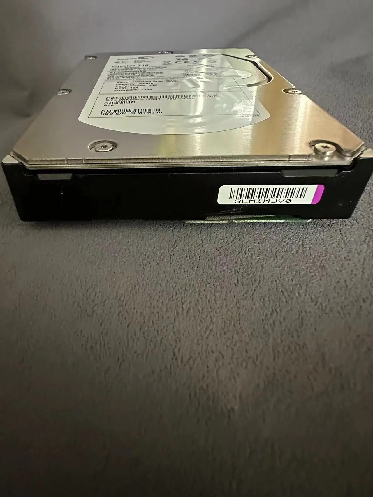 10 ST3300555SS 300GB 10K SAS 3.5-inch 300G server hard disk