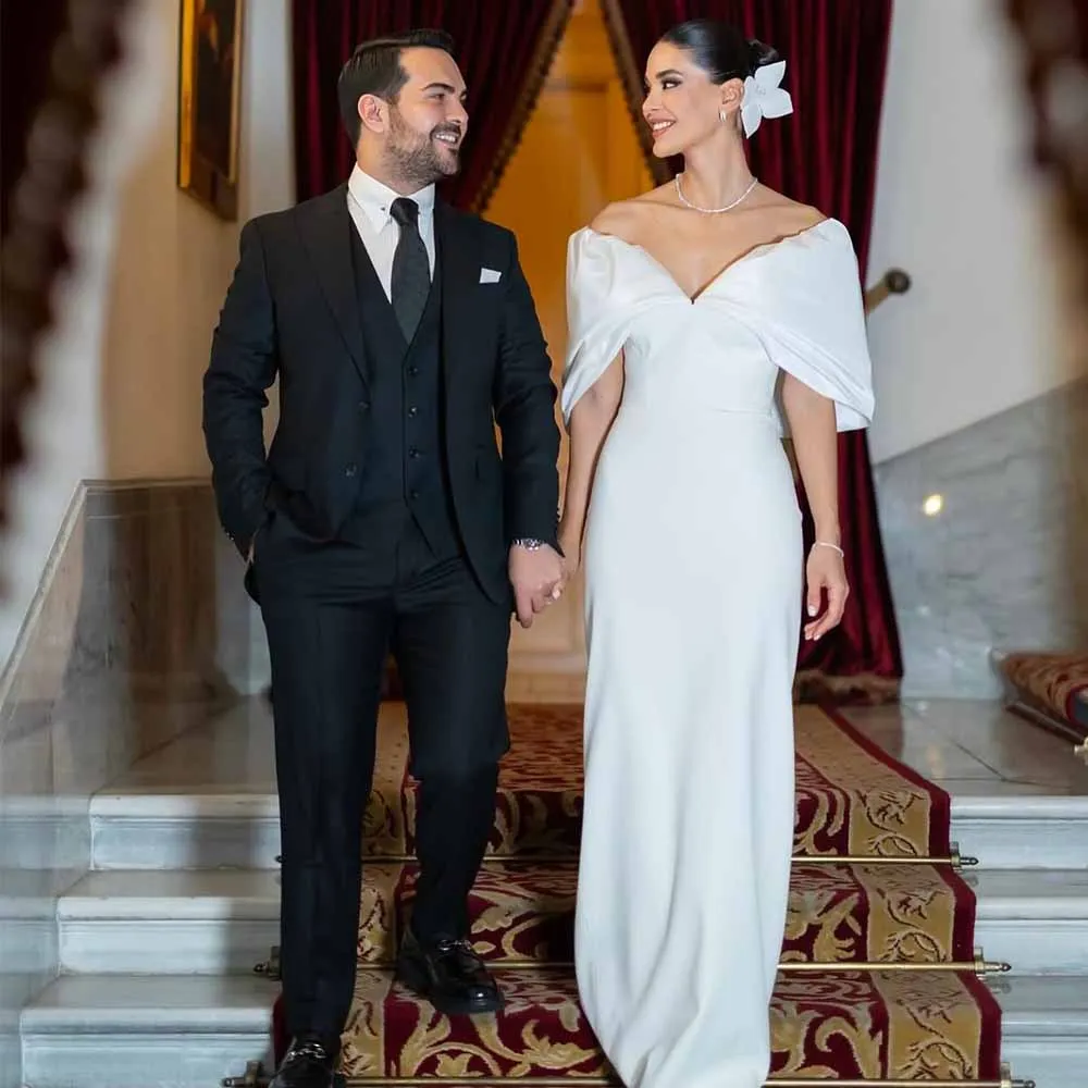 Modern Hall Wedding Dresses 2026 Satin Sheath/Column Wedding Party Dresses White V-neck Split Traditional Wedding Dresses Long