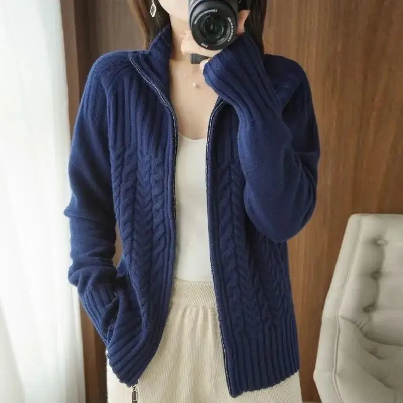 Sweater Knitting Ladies New Zipper Stand Collar Coat Autumn Winter Temperament Screw Thread Loose Cardigan Women\'s Fashion Tops