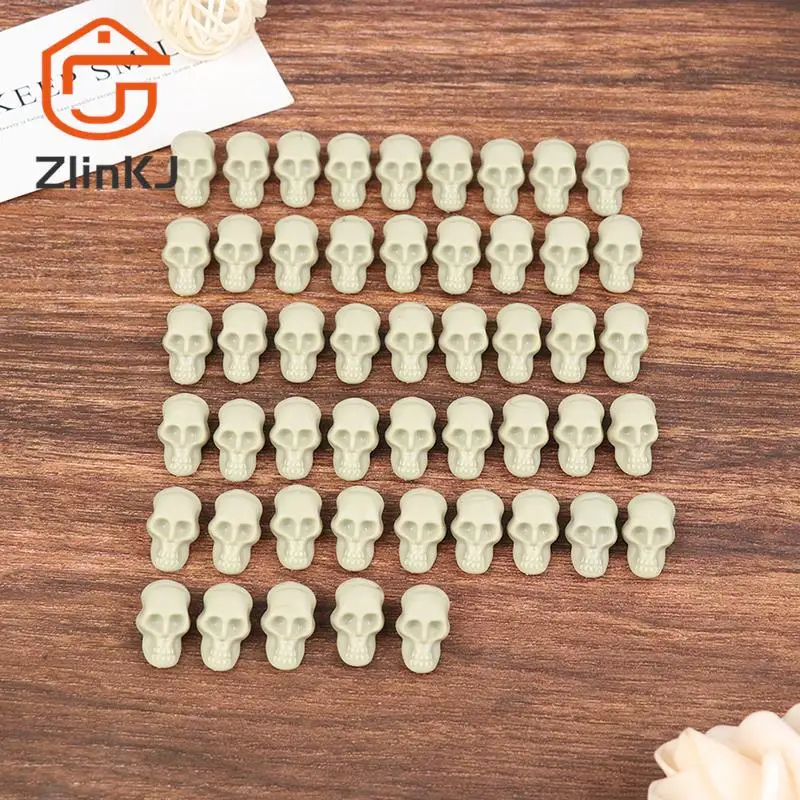 50Pcs การจำลอง Skull ของเล่นโมเดิร์น Mini Skull ตกแต่งบ้านตลกของเล่นคอลเลกชัน Miniatures ชุด2*1.5ซม.