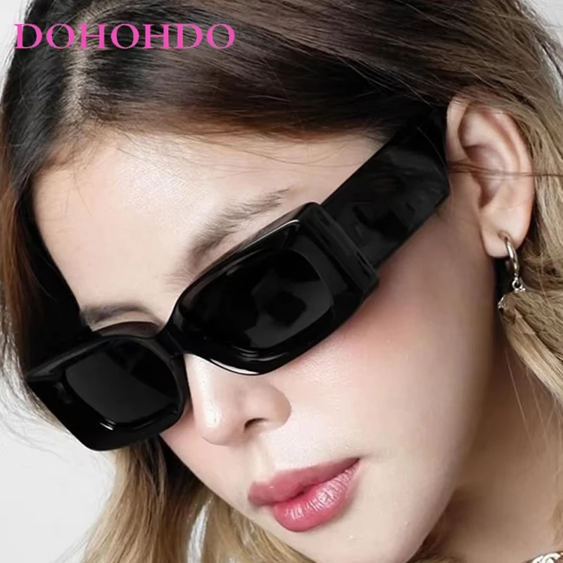 

2025 New Fashion Luxury Designer Square Women Sunglasses Vintage Brand Sunglass Men Outdoor Travel Eyewear Ladies Lentes UV400