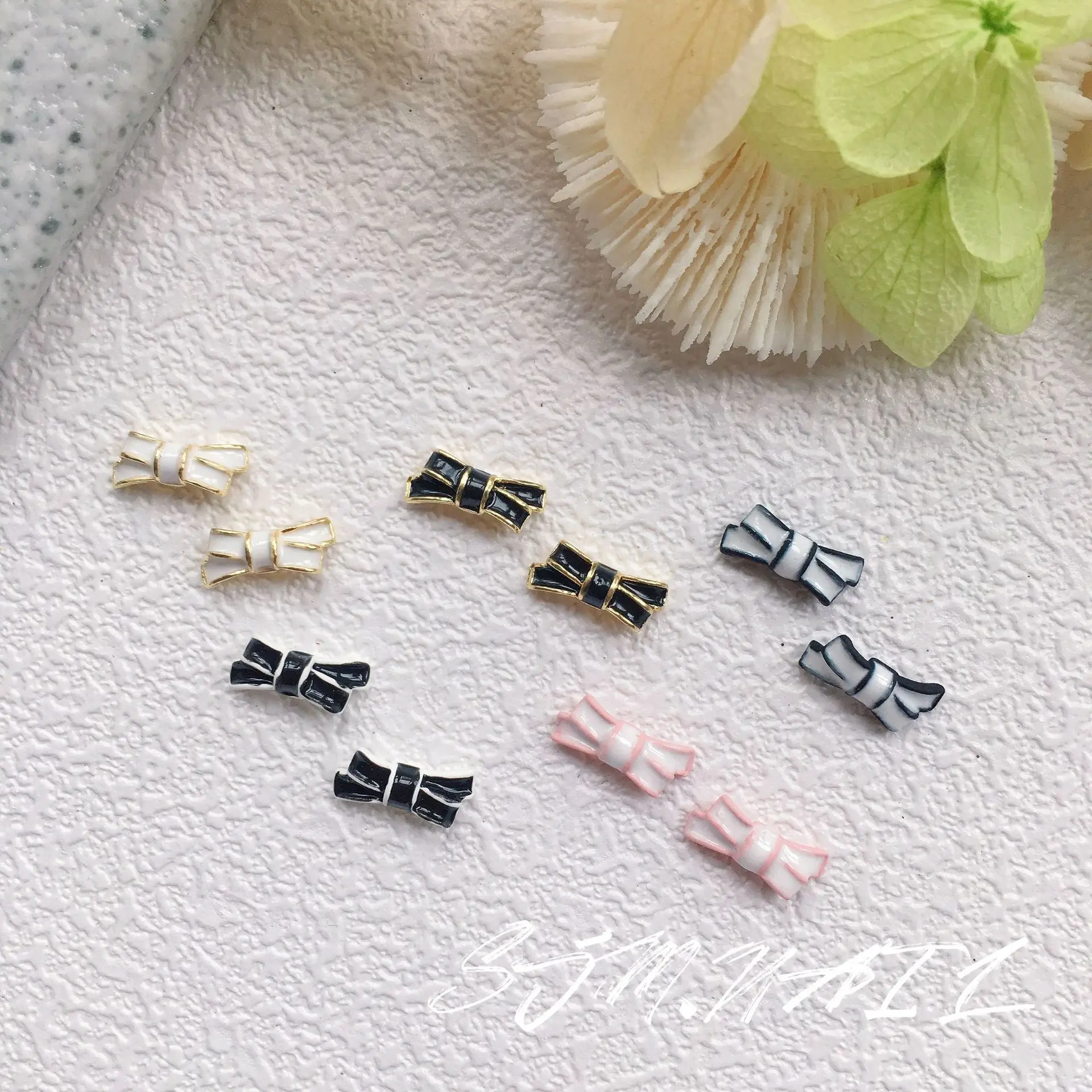10PCS Korean Alloy Bow Nail Art Charms Classic Simple Black White Bowknot Design For Nails Decoration Maincure Accessories Parts - Image 5