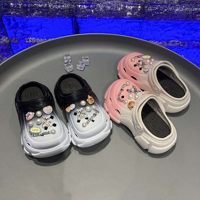 

2024 New SandalsCute girl Cartoon Clogs Heels Platform Beach Slippers Cave Hole