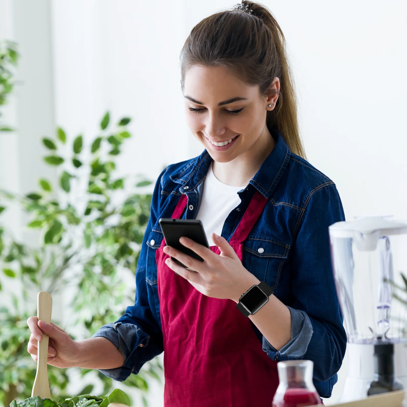 

Silicone Watchband Adjustable Breathable Smart Watch Strap Replacement Band Comfortable for Wrist Watch Accessories