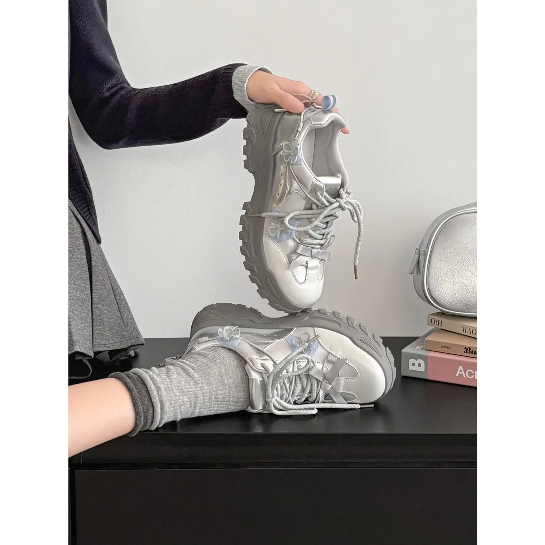 

Luxury String Bead Lace Up Decoration Platform Sneakers Woman Novelty Height Increasing Sports Shoe Cozy Breathable Running Shoe