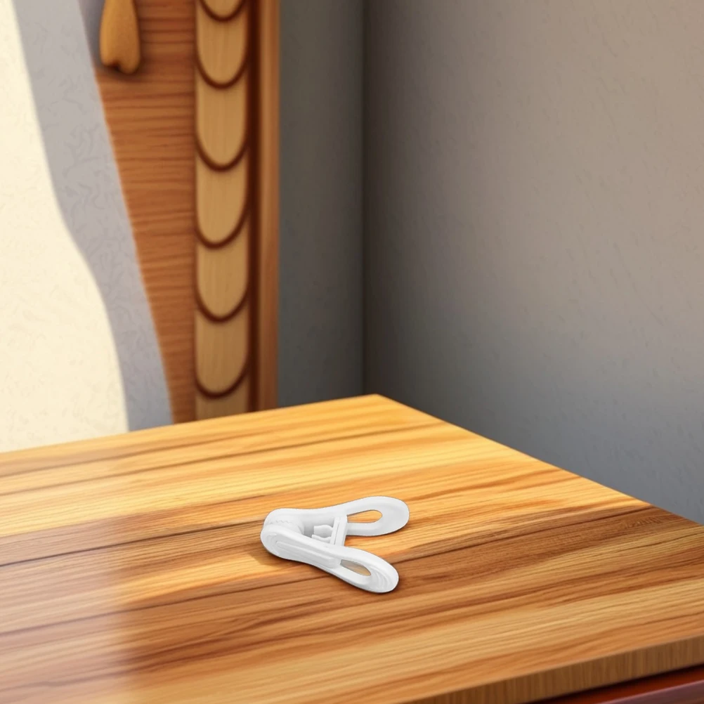 

30 Pcs Clothespin Clip Pegs Clips Pants Hangers for Drying Beach Towel Bask Quilt