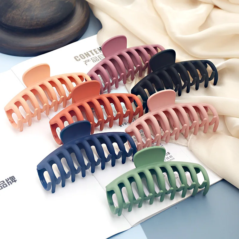 2022 Korean Solid Big Hair Claws Elegant Frosted Acrylic Hair Clips Hairpins Barrettes Headwear For Women Girls Hair Accessories