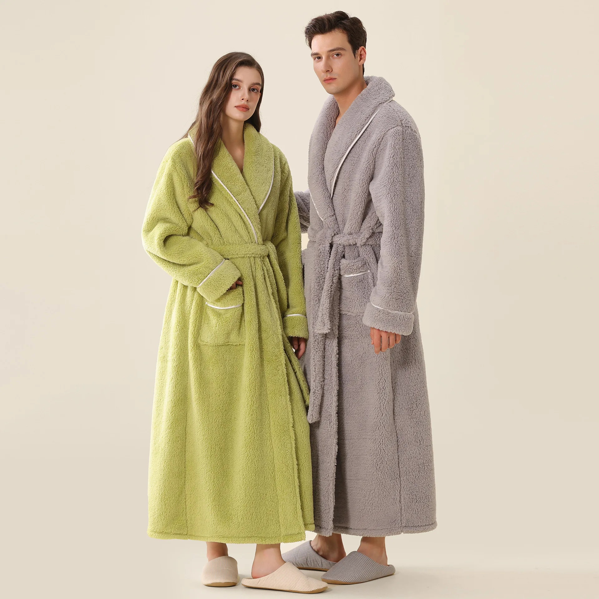 Winter Lovers Bathrobe Long Sleeve Warm Turn Down Collar Man Fluffy Bath Robe Solid Fleece Gown Couple Nightwear Gown for Women