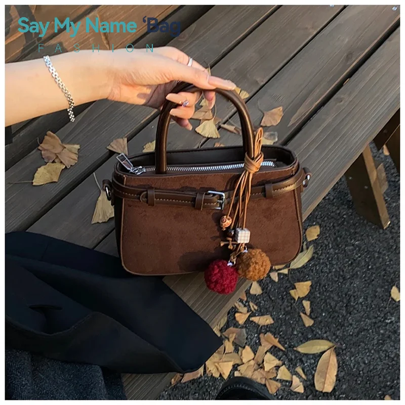 

Retro Suede Crossbody Bag Women's Handbag Faionable Small Square Bag Casual Sle Single oulder Strap Soft PU Material