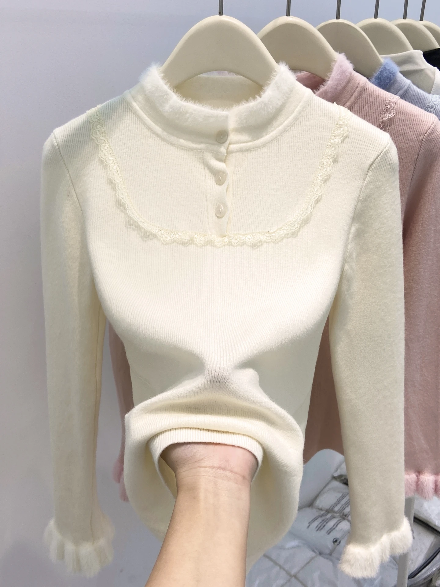 

Lace Trim Button Splicing Knitted Sweater Women's Autumn Winter New Style Inner Wear Base Shirt Soft Korean Style Commute