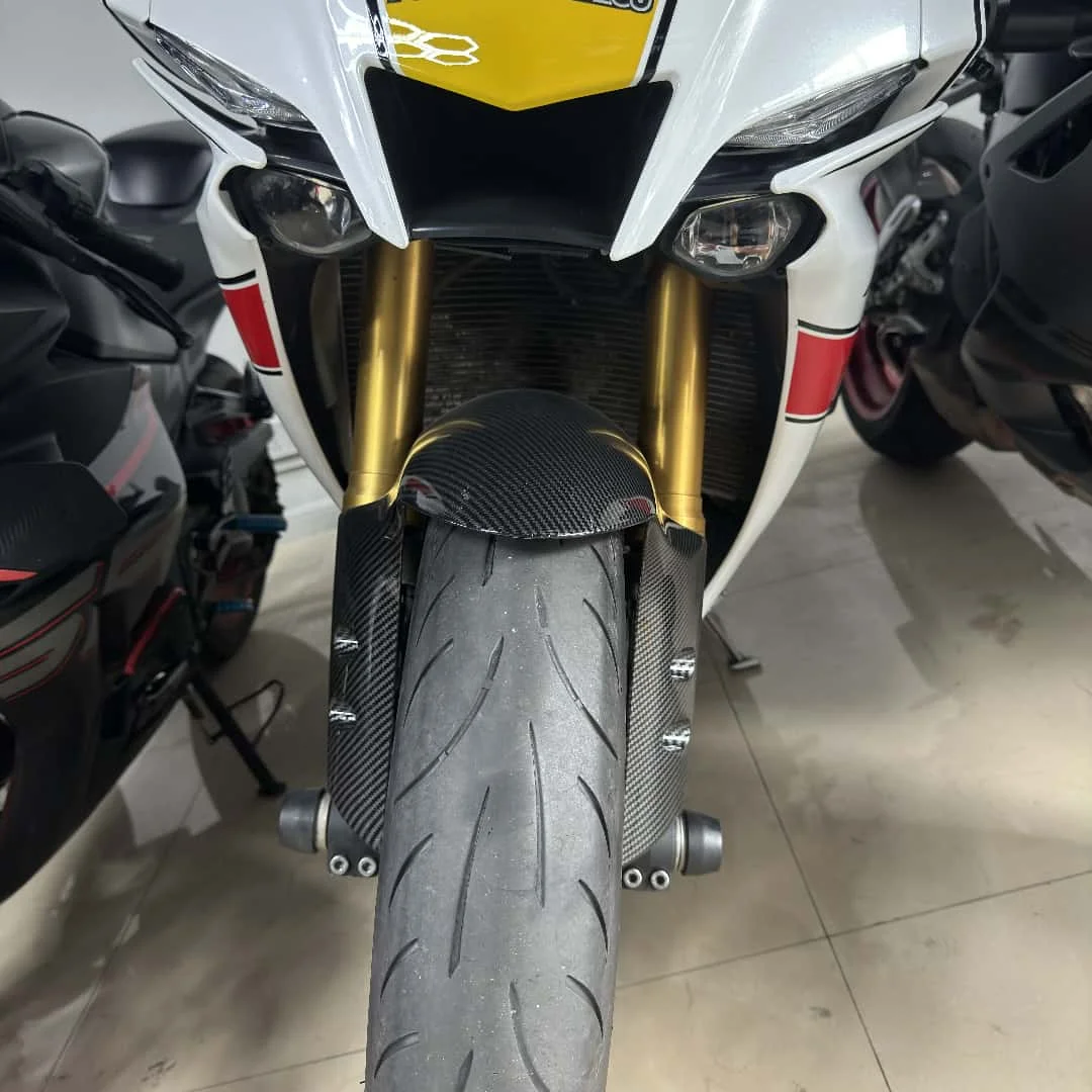For YAMAHA YZF-R1 R1 2009-2025 / MT-10 2016-2022 100% 3K Carbon Fiber Motorcycle Accessories Front Fender Mudguard Cover