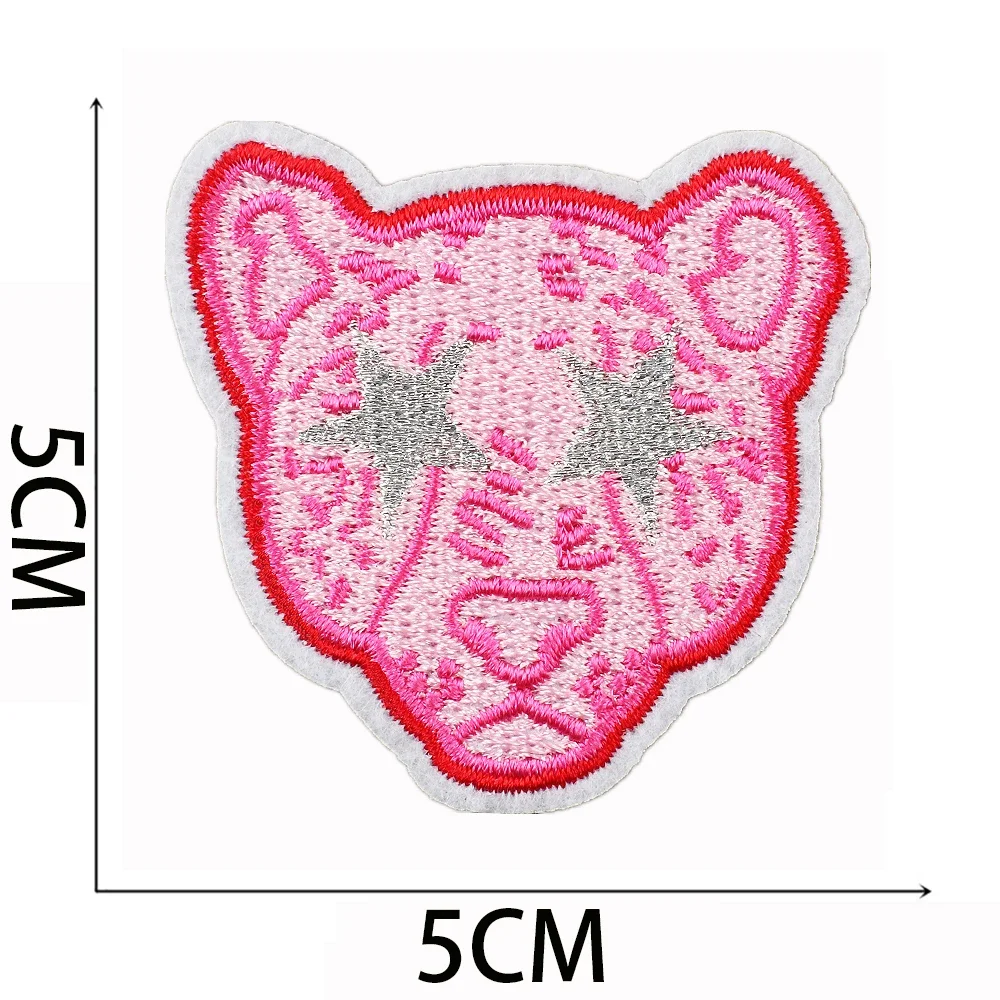 1pcs Patch Pink Heart Stickers Iron On Patches for Clothing Sewing Embroidery Fusible Applique Badge Decoration Stripes