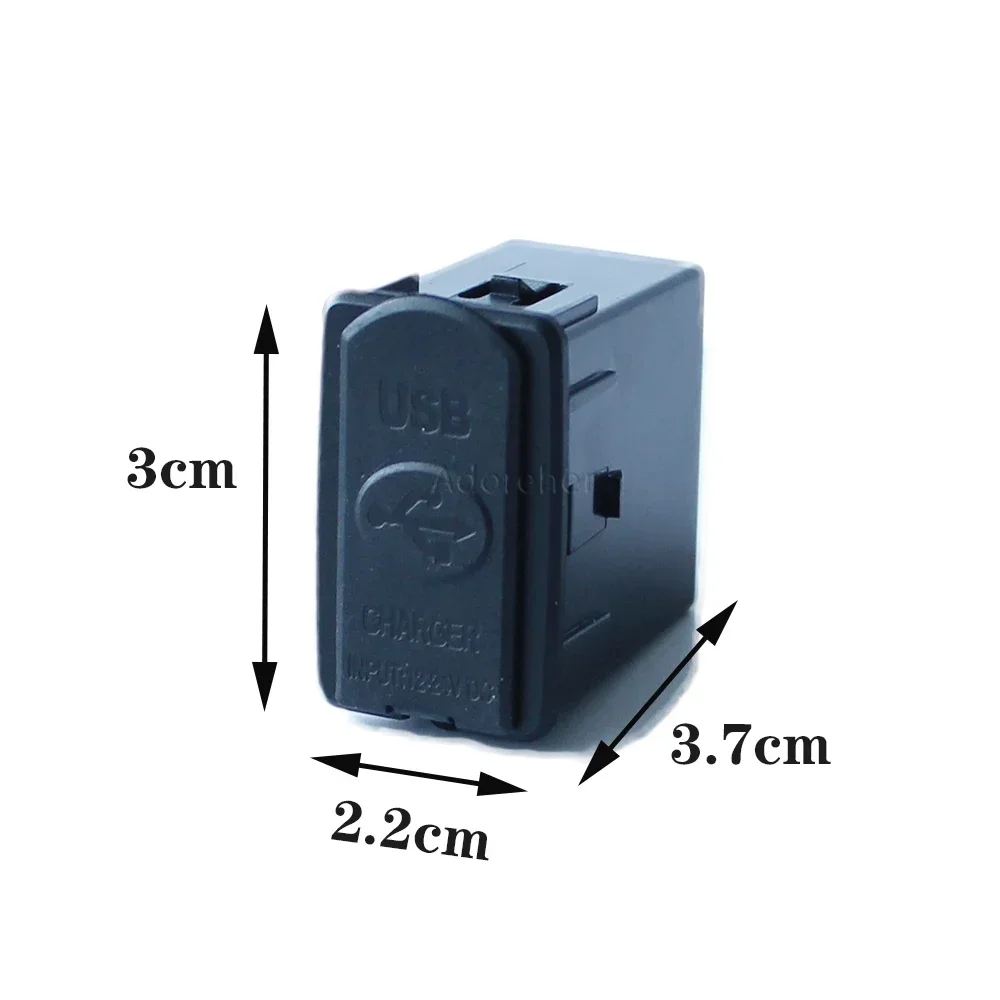 Ładowarka samochodowa USB Quick Charge QC3.0 Przycisk adaptera ładowania telefonu do Nissana X-Trail T32 2014 Qashqai J11 2015 Tiida NP300 Navara