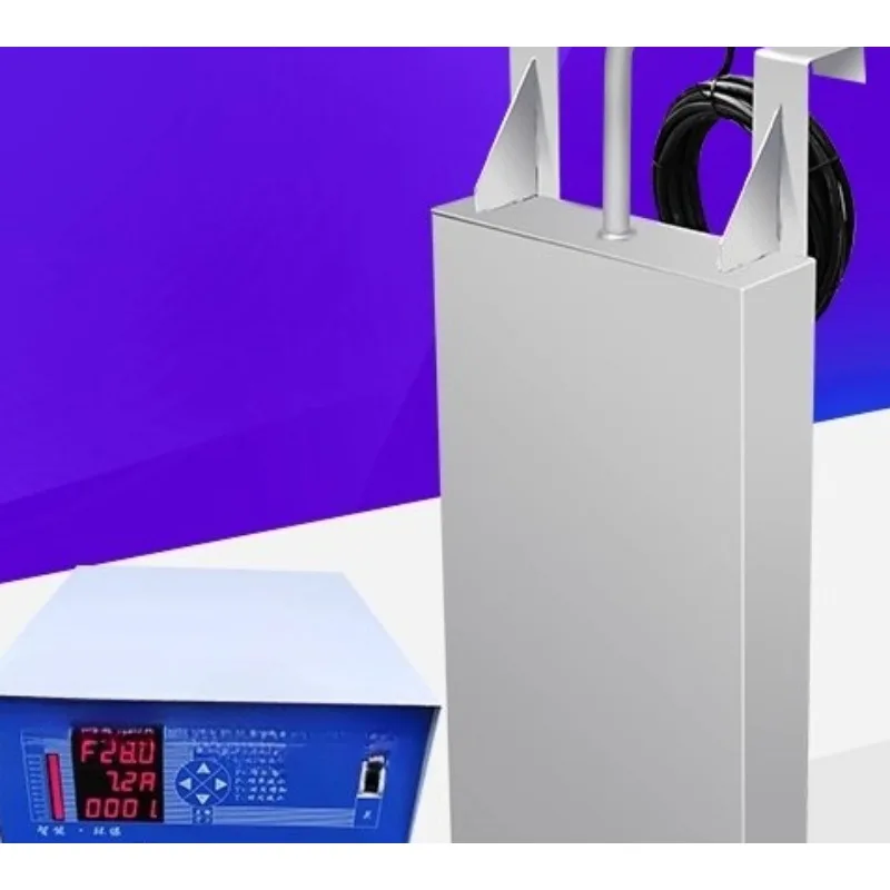 

Input-type ultrasonic, high-power cleaning machine, for oil removal and auto repair of ships