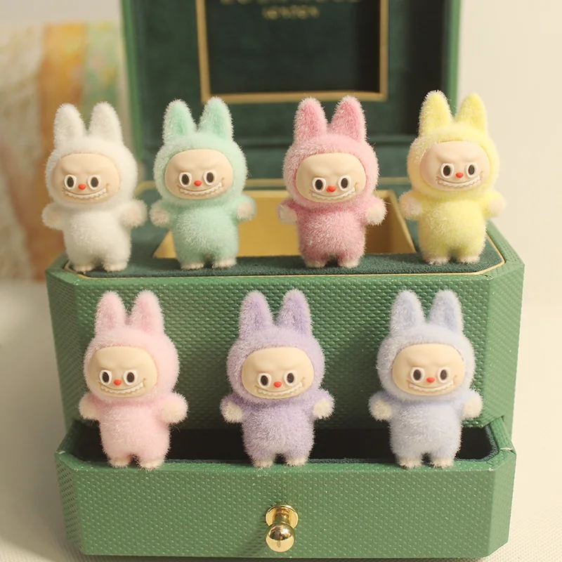 

5/7pcs Perforated Model Toy Cartoon PVC 3D Desktop Decoration Anime Figures Car Ornaments Dolls Girls for Gift