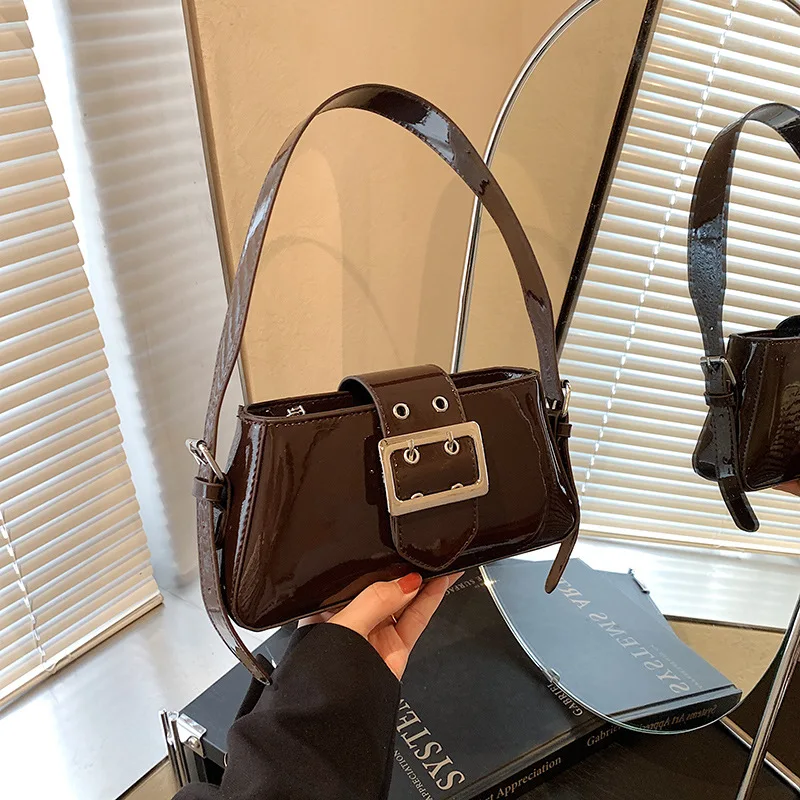 

2025 Glossy Underarm Bag, Niche Textured Shoulder Purse, Minimalist Commuter Tote, Versatile Day to Night Bag Textured Sling Bag