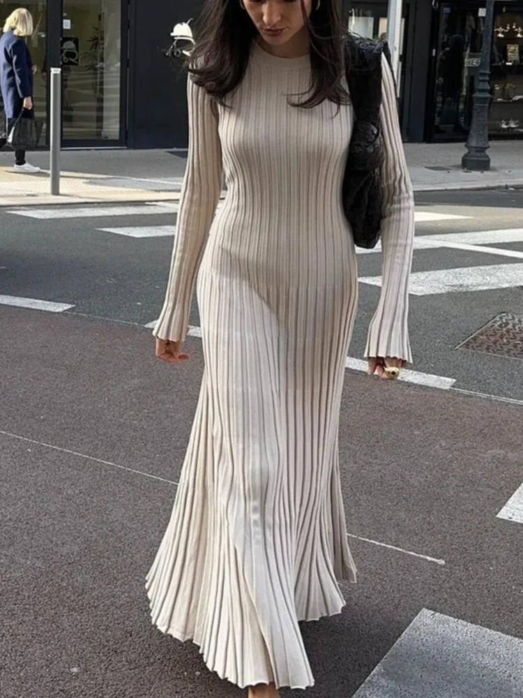 

Spring New Dress Women Elegant Solid Pleated Knitted Maxi Dress Casual Round Neck Long Sleeve Dresses Autumn Lady Street Wear