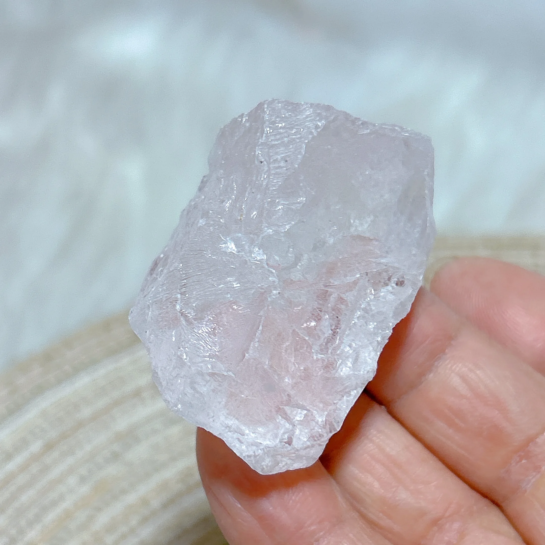High Qulity Natural Crystal Rainbow Azeztulite Raw Stone Specimen Healing Energy Reiki Mineral Torch Home Decoration Gift