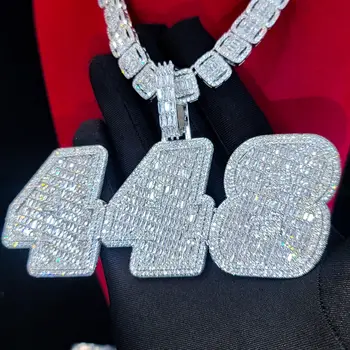 定製冰塊數字單字吊墜項鍊 Icy Baguettecz 字母項鍊 純色背面雷射雕刻 個性化他的生日禮物 10 最佳銷售 客製化項鍊 - №10