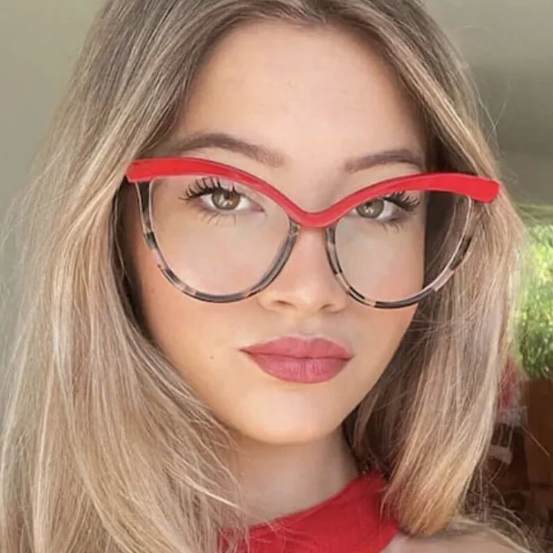 

Large Frame Flat Cat Eye European and American Cat Eye Transparent Lens Women's Sunglasses Are Suitable for Daily Vacation Use