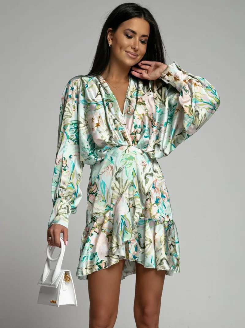 Women's Clothing Hot Selling in Spring and Summer Fashionable and Casual Long Sleeved V-neck Floral Temperament Dress