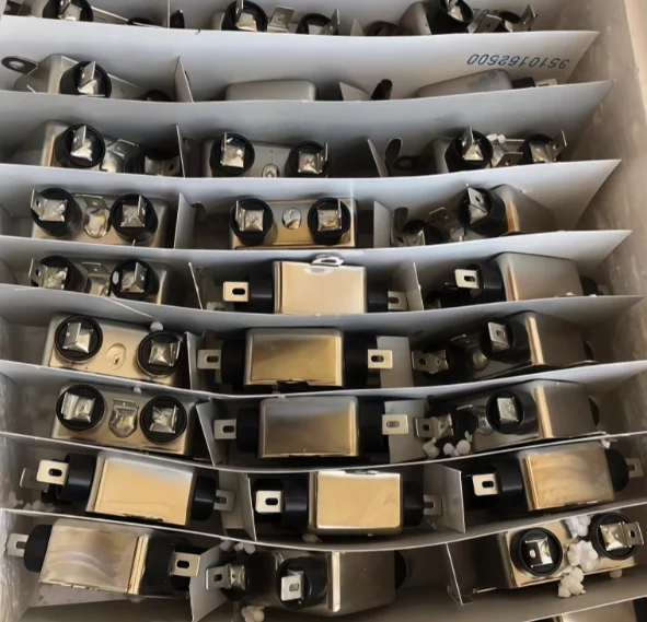 1 PZ/LOTTO 05DBAG5 FILTRO EMI 115/250 V 5A 50/60 HZ