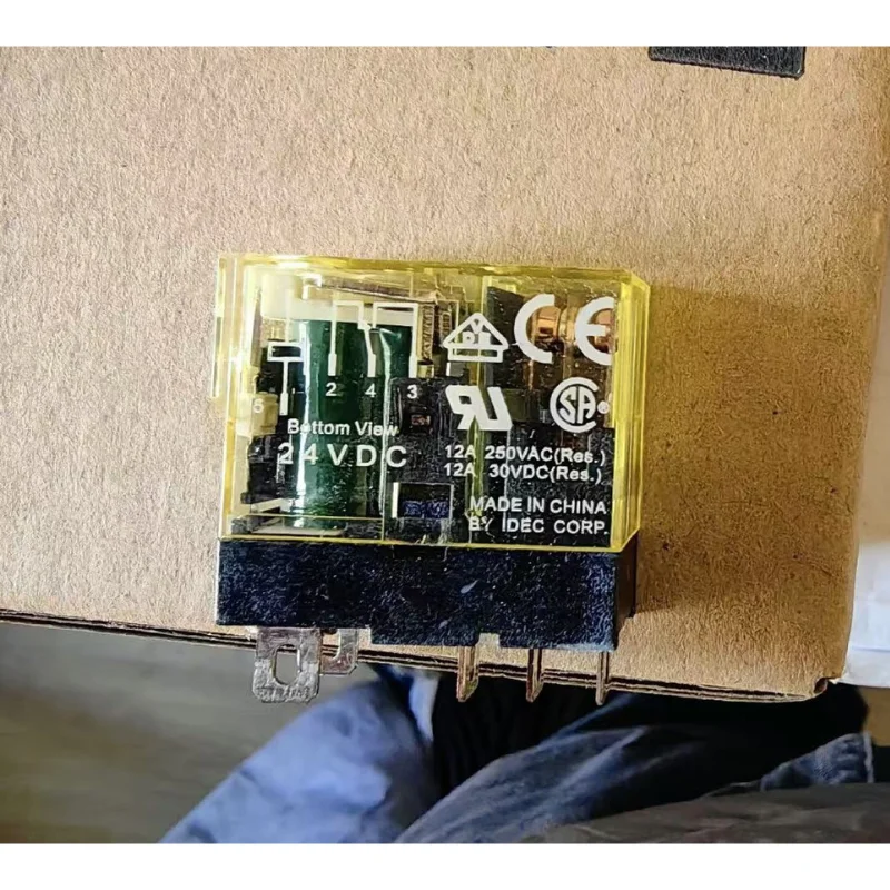 

Новое реле RJ2S-CL-D24, быстрая доставка точечных товаров