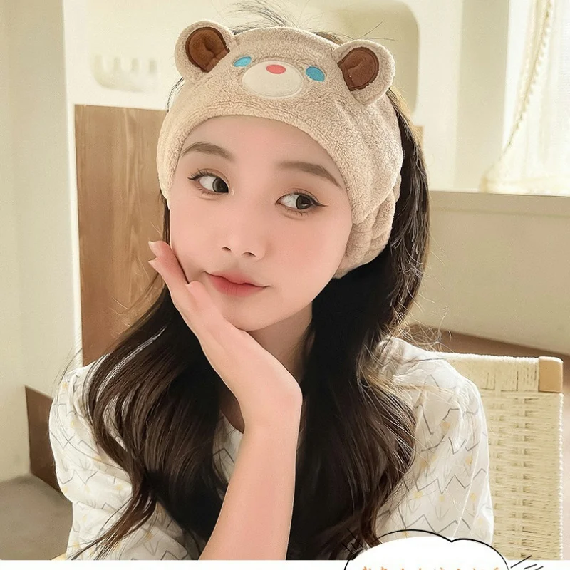 Bear Coral Fleece Facial Spa Headband Comfortable and Stylish Skincare Headband for Washing Face and Makeup