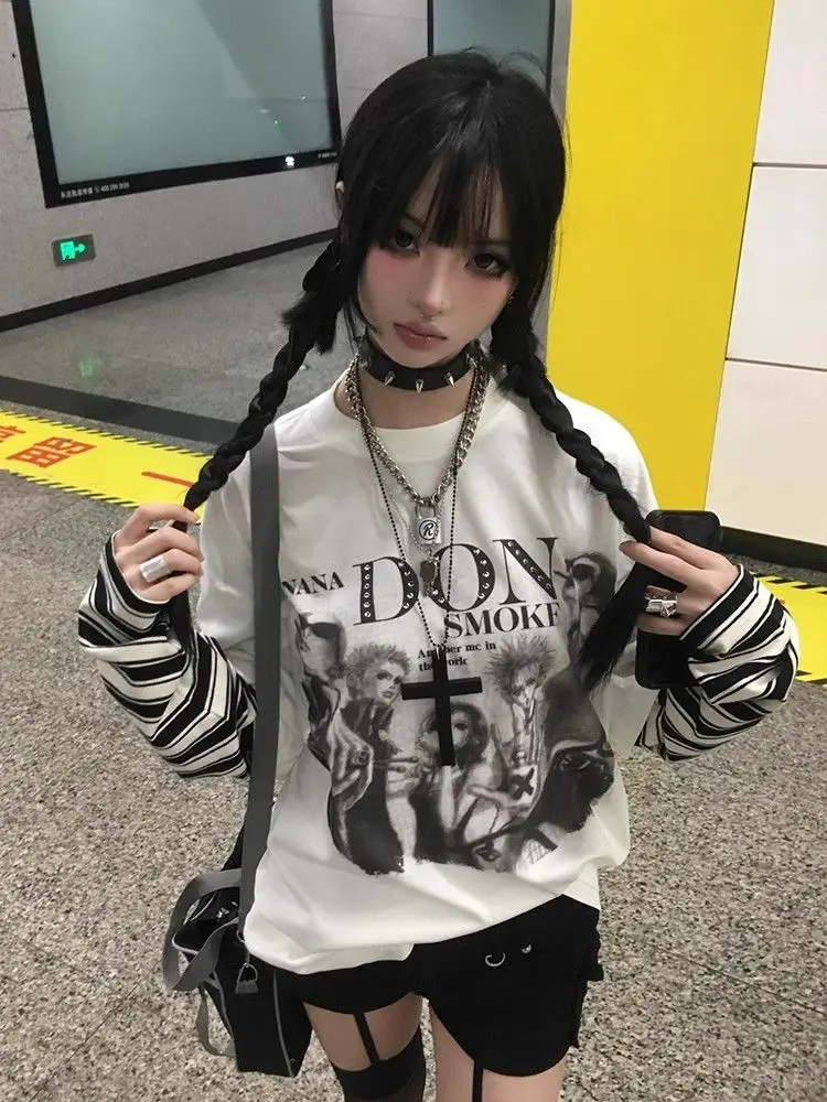 

HOUZHOU White Anime Print Women Fake Two Piece T-Shirts Y2k Punk Striped Sleeve Patchwork Tees Oversize Japanese 2000s Grunge