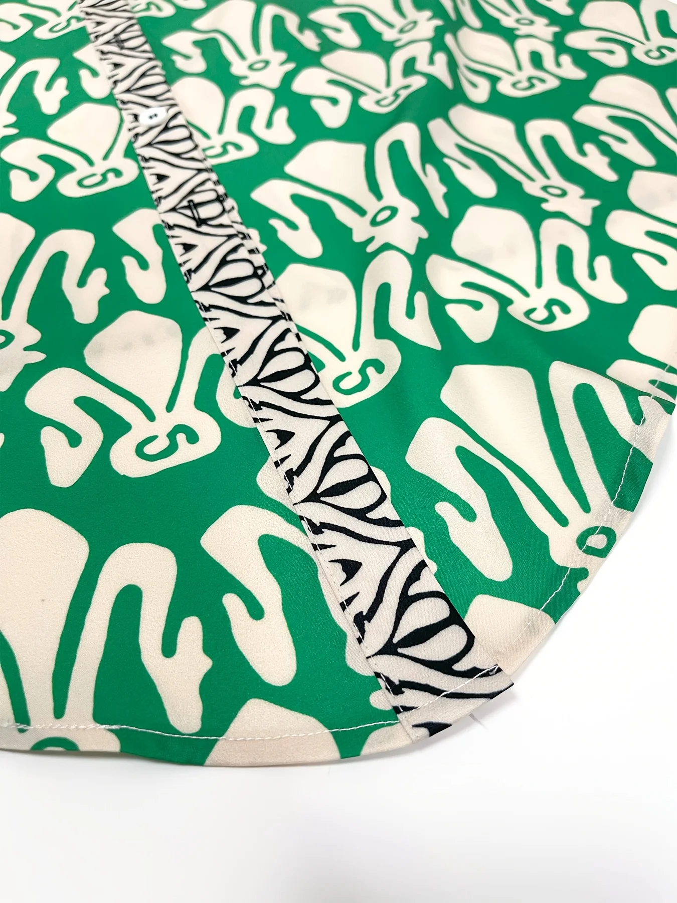 Camicia da donna con stampa floreale tropicale taglie forti Colletto con risvolto in colore a contrasto Camicetta da ufficio alla moda versatile