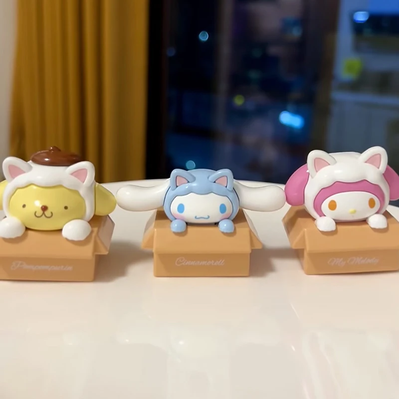 サンリオファミリー猫シリーズかわいらしさブラインドバッグボックス人形の周りに小さな手キーホルダーアニメグッズ卓上ギフト