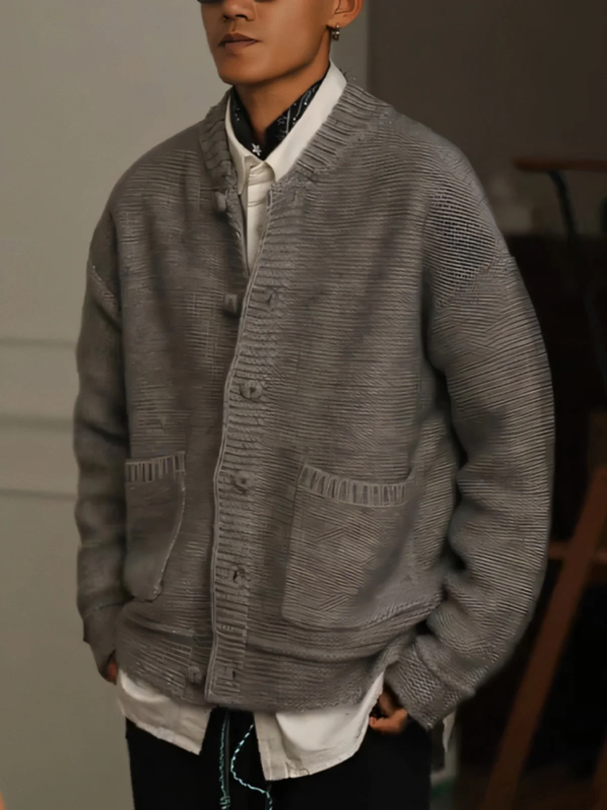 

Мужской вязаный кардиган на пуговицах, свободный крой, люксовый свитер, верхняя одежда, винтажный стиль, повседневный деловой модный вариант, средней плотности, с V-образным вырезом